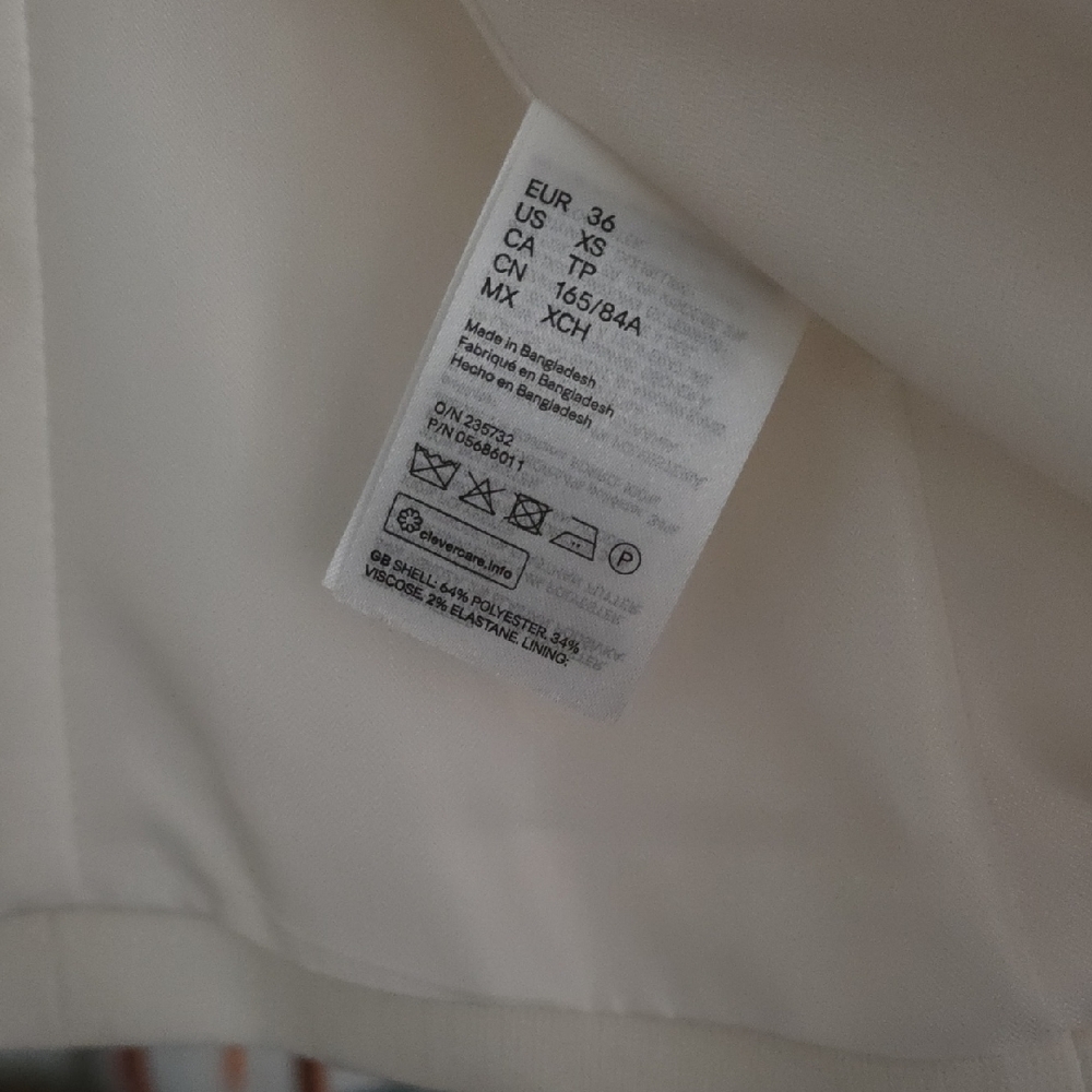 Classic Cream Single-Button Blazer for Women Sz XSmall 17×23 - Picture 7 of 10